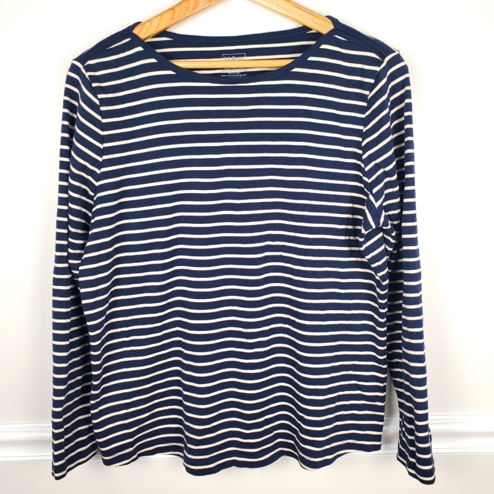 L.L. Bean Navy and White Striped Shirt. Women's XL. H106